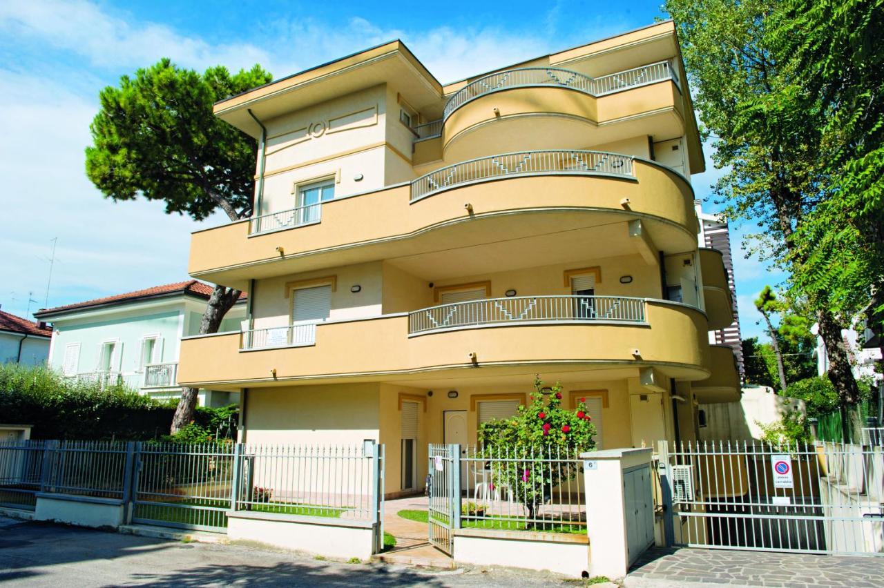 Appartement Residenza Raggio à Riccione Extérieur photo