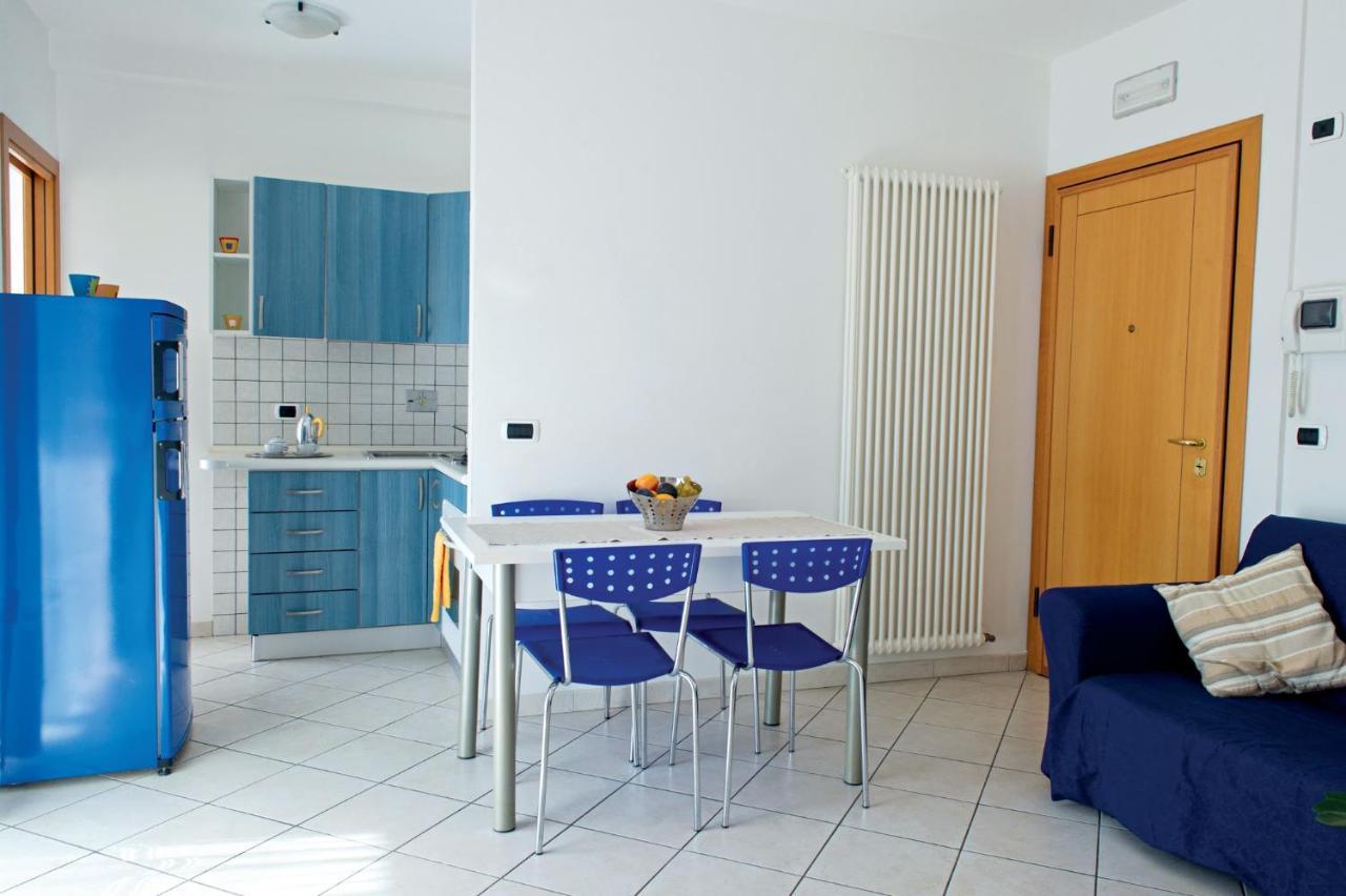 Appartement Residenza Raggio à Riccione Extérieur photo