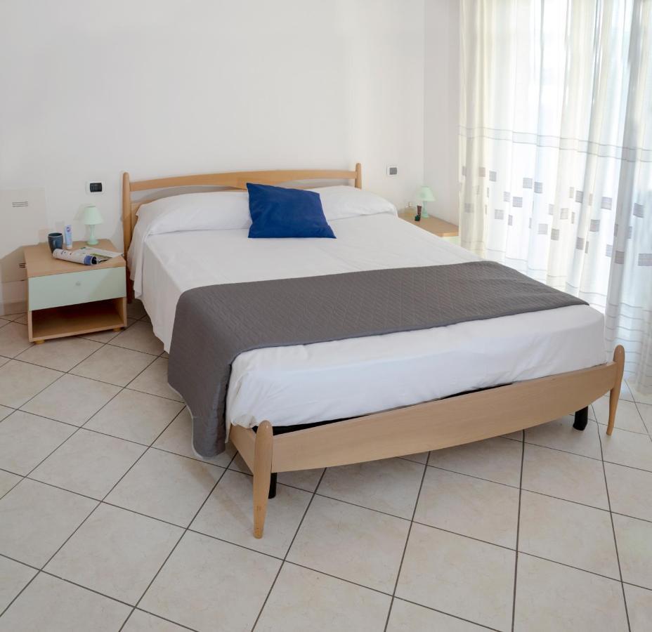 Appartement Residenza Raggio à Riccione Extérieur photo